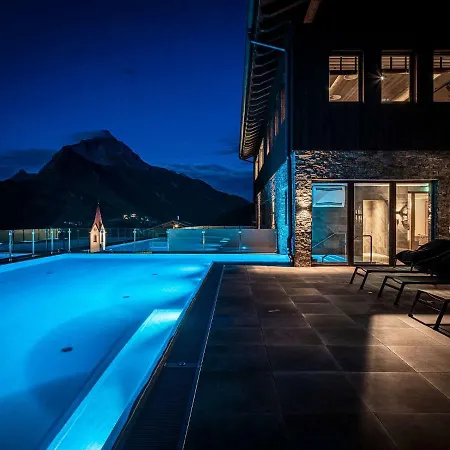 Pure Warth Arlberg 4*